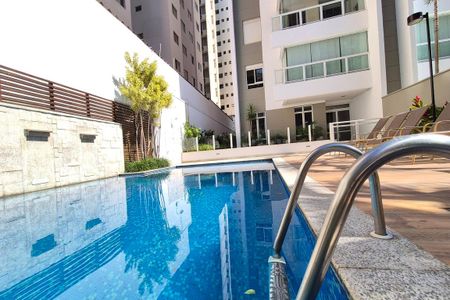 Apartamento à venda com 95m², 2 quartos e 2 vagas Apartamento à venda com 95m², 2 quartos e 2 vagasÁrea comum - Piscina