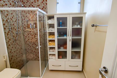 Casa de condomínio à venda com 272m², 5 quartos e 2 vagasquarto 4 suite master