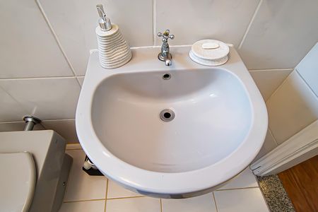 Casa de condomínio à venda com 272m², 5 quartos e 2 vagasbanheiro de serviço