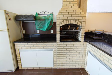 Casa de condomínio à venda com 272m², 5 quartos e 2 vagasÁrea de lazer - churrasqueira