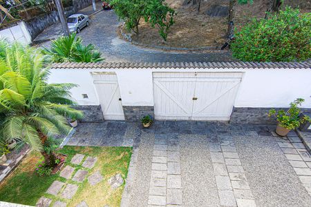 Casa de condomínio à venda com 272m², 5 quartos e 2 vagasquarto 3 - varanda