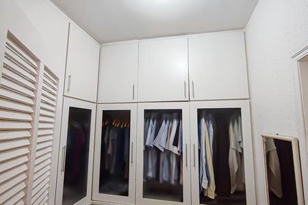 Casa de condomínio à venda com 272m², 5 quartos e 2 vagasquarto 4 suite master