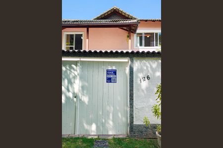 Casa de condomínio à venda com 272m², 5 quartos e 2 vagasplaquinha IUXA-515