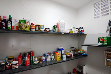 Casa de condomínio à venda com 272m², 5 quartos e 2 vagasdespensa