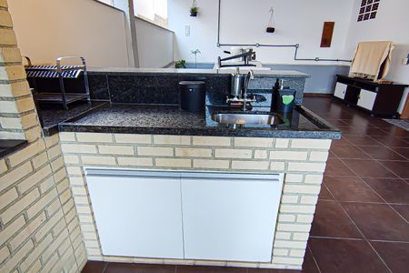 Casa de condomínio à venda com 272m², 5 quartos e 2 vagasÁrea de lazer - churrasqueira