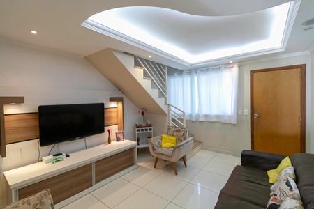 Casa à venda com 125m², 2 quartos e 2 vagasSala