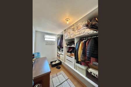 Casa à venda com 150m², 2 quartos e 1 vagaCloset do Quarto 2