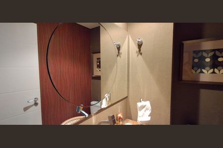 Apartamento para alugar com 262m², 4 quartos e 4 vagas Apartamento para alugar com 262m², 4 quartos e 4 vagasLavabo