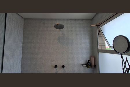 Apartamento para alugar com 262m², 4 quartos e 4 vagas Apartamento para alugar com 262m², 4 quartos e 4 vagasBanheiro Suíte Master