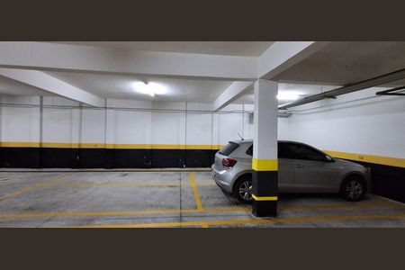 Apartamento para alugar com 262m², 4 quartos e 4 vagas Apartamento para alugar com 262m², 4 quartos e 4 vagasGaragem