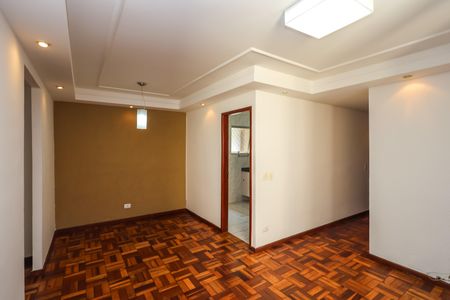 Apartamento à venda com 70m², 2 quartos e 1 vaga Apartamento à venda com 70m², 2 quartos e 1 vagaSala