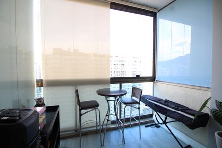 Apartamento para alugar com 150m², 2 quartos e 1 vagaVaranda