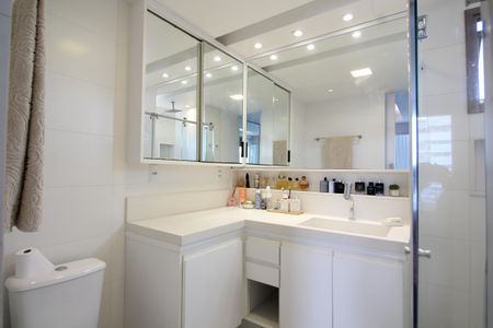 Apartamento para alugar com 150m², 2 quartos e 1 vagaQuarto 2 - Banheiro da Suíte