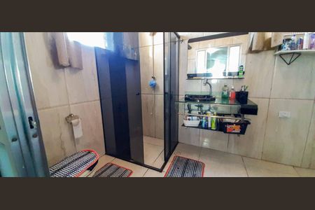 Casa à venda com 300m², 4 quartos e 2 vagas Casa à venda com 300m², 4 quartos e 2 vagasCasa 2 - Banheiro da Suíte 2