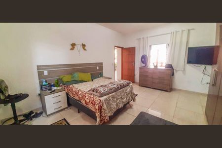 Casa à venda com 300m², 4 quartos e 2 vagas Casa à venda com 300m², 4 quartos e 2 vagasCasa 2 - Suíte 2