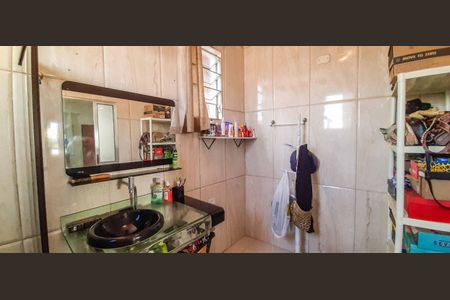 Casa à venda com 300m², 4 quartos e 2 vagas Casa à venda com 300m², 4 quartos e 2 vagasCasa 2 - Banheiro da Suíte 2