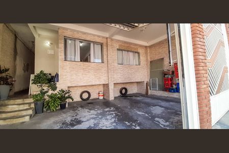 Casa à venda com 300m², 4 quartos e 2 vagas Casa à venda com 300m², 4 quartos e 2 vagasGaragem