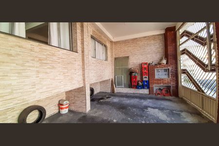 Casa à venda com 300m², 4 quartos e 2 vagas Casa à venda com 300m², 4 quartos e 2 vagasGaragem