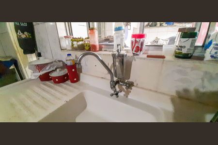 Casa à venda com 300m², 4 quartos e 2 vagas Casa à venda com 300m², 4 quartos e 2 vagasCasa 1 - Cozinha