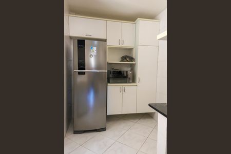 Apartamento à venda com 74m², 2 quartos e 1 vagaCozinha