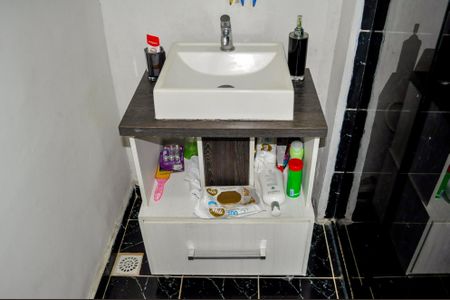 Apartamento à venda com 64m², 2 quartos e sem vaga Apartamento à venda com 64m², 2 quartos e sem vagaBanheiro