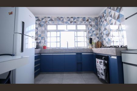 Casa à venda com 200m², 5 quartos e 2 vagasCozinha