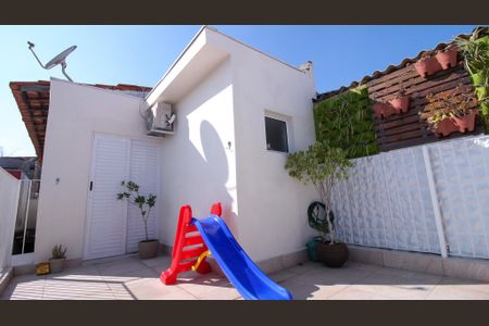 Casa à venda com 200m², 5 quartos e 2 vagasÁrea comum