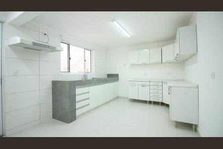 Casa à venda com 200m², 5 quartos e 2 vagasEdícula cozinha