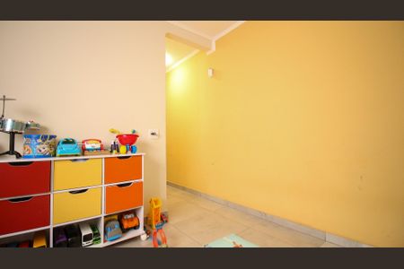 Casa à venda com 200m², 5 quartos e 2 vagasQuarto 5