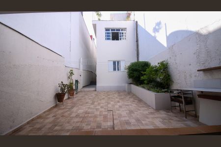 Casa à venda com 200m², 5 quartos e 2 vagasQuintal
