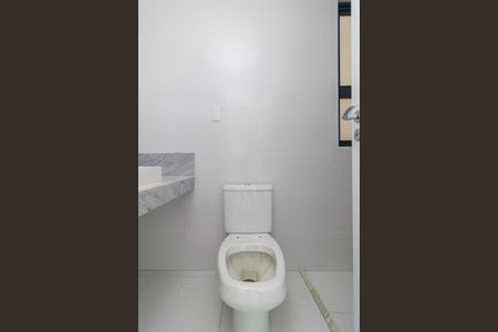 Apartamento à venda com 227m², 4 quartos e 4 vagas Apartamento à venda com 227m², 4 quartos e 4 vagasSuíte 3 - Banheiro