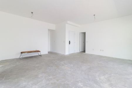 Apartamento à venda com 227m², 4 quartos e 4 vagas Apartamento à venda com 227m², 4 quartos e 4 vagasSala