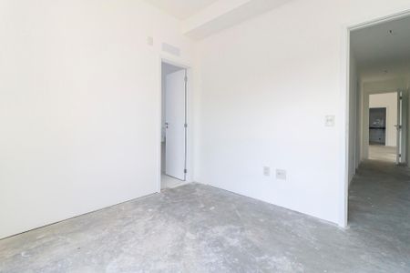 Apartamento à venda com 227m², 4 quartos e 4 vagas Apartamento à venda com 227m², 4 quartos e 4 vagasSuíte 2
