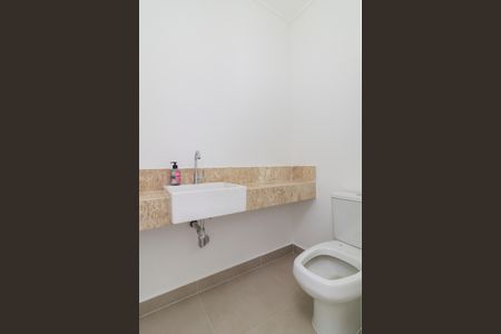 Apartamento à venda com 227m², 4 quartos e 4 vagas Apartamento à venda com 227m², 4 quartos e 4 vagasLavabo
