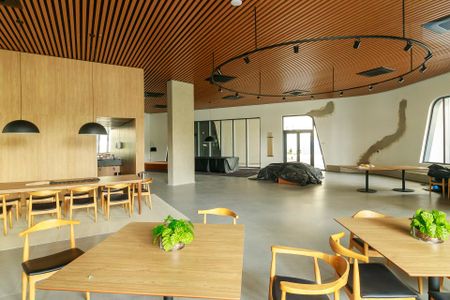 Apartamento à venda com 227m², 4 quartos e 4 vagas Apartamento à venda com 227m², 4 quartos e 4 vagasÁrea comum