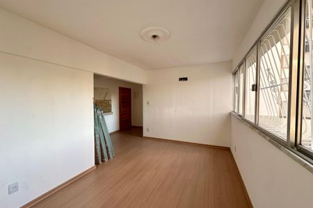 Apartamento à venda com 70m², 3 quartos e 1 vagaSala