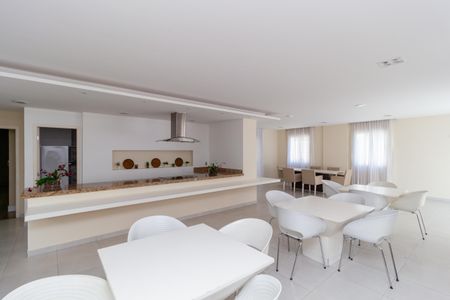 Apartamento à venda com 109m², 3 quartos e 2 vagas Apartamento à venda com 109m², 3 quartos e 2 vagasEspaço Gourmet