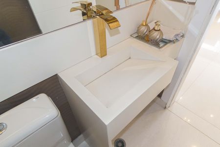 Apartamento à venda com 109m², 3 quartos e 2 vagas Apartamento à venda com 109m², 3 quartos e 2 vagasLavabo