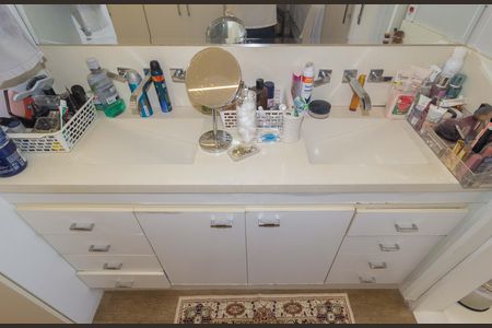 Apartamento à venda com 109m², 3 quartos e 2 vagas Apartamento à venda com 109m², 3 quartos e 2 vagasBanheiro - Suíte 2