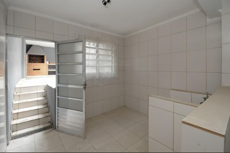 Casa à venda com 143m², 2 quartos e 1 vagaÁrea de Serviço