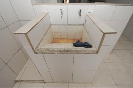 Casa à venda com 143m², 2 quartos e 1 vagaÁrea de Serviço