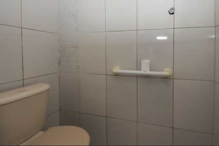 Casa à venda com 143m², 2 quartos e 1 vagaBanheiro 2