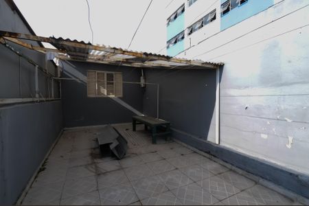 Casa à venda com 143m², 2 quartos e 1 vagaQuintal