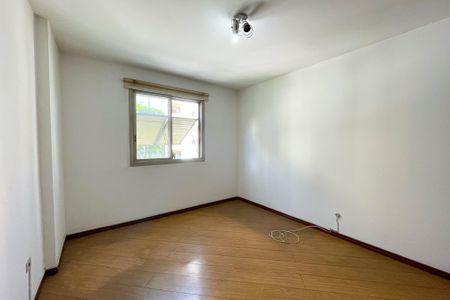 Apartamento à venda com 137m², 3 quartos e 1 vagaQuarto 2