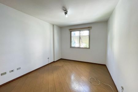 Apartamento à venda com 137m², 3 quartos e 1 vagaQuarto 2