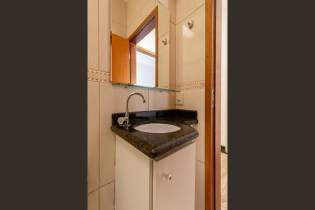 Casa de condomínio para alugar com 87m², 3 quartos e 1 vagaBanheiro