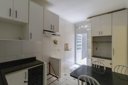 Casa de condomínio para alugar com 87m², 3 quartos e 1 vagaCozinha