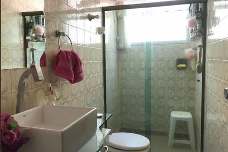 Apartamento à venda com 84m², 3 quartos e 1 vaga Apartamento à venda com 84m², 3 quartos e 1 vagaBanheiro