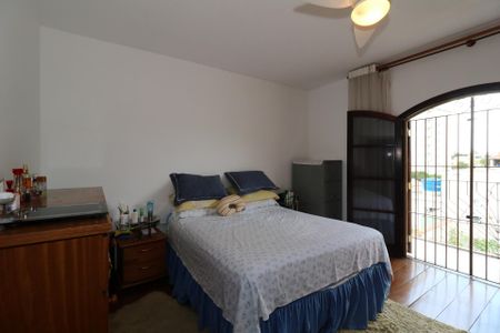 Casa à venda com 190m², 3 quartos e 1 vagaQuarto 2