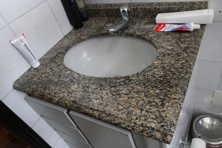 Casa à venda com 190m², 3 quartos e 1 vagaBanheiro 1 - Pia